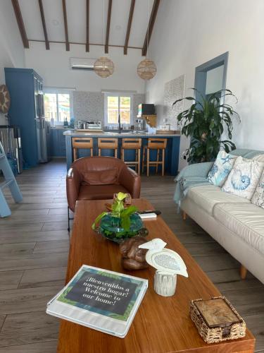 Φωτογραφία από το άλμπουμ του Pesky Pelican House σε Chachaguala