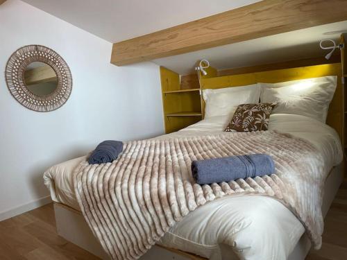 Photo de la galerie de l'établissement La Casa Provençale Belle terrasse et climatisée, à Cannes