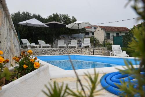 Marta II Your Holiday Home in Seget Center