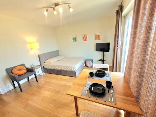 Photo de la galerie de l'établissement Grand studio cosy tout confort - Metro7 Tolbiac, à Paris