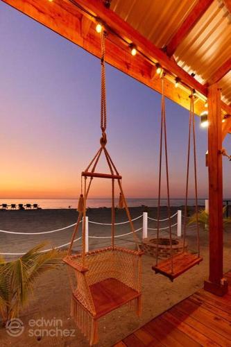 Φωτογραφία από το άλμπουμ του Acogedora Cabaña con Piscina y kiosco de playa σε Omoa