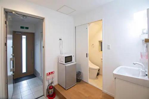 Ένα μπάνιο στο 二条 秋 designer house 新築 2LDK 1階庭付き 4人宿泊可能