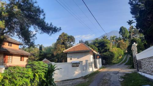 Budova, kde se vila nachází