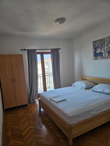 Sea view apartment