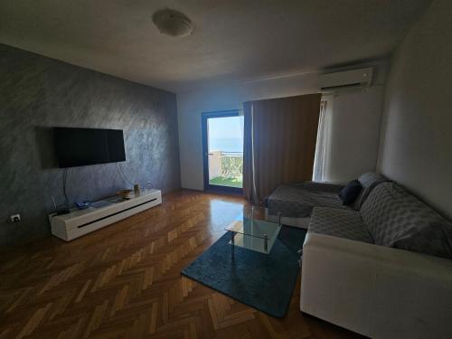 Sea view apartment