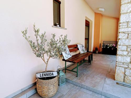 Ruang duduk di Lennida Apartman with free parking