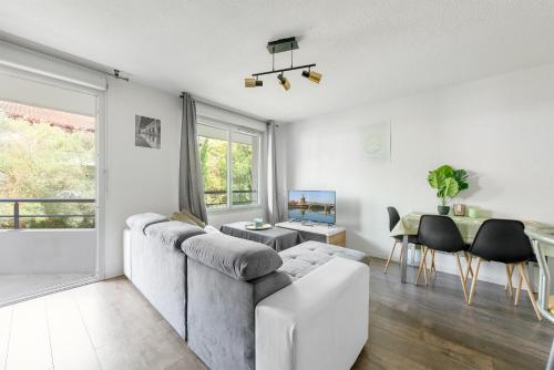 T3 parking gratuit, balcon et résidence sécurisée