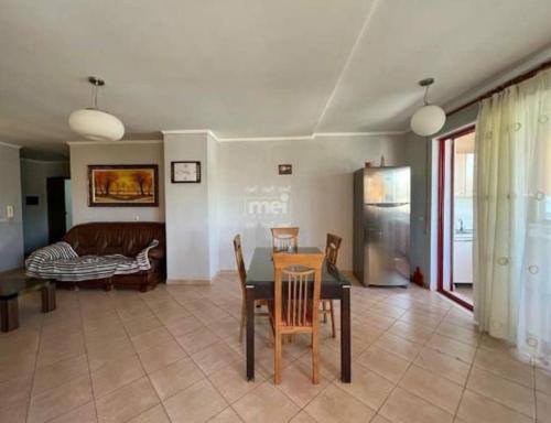 Photo de la galerie de l'établissement 5 minutes away from beach, à Durrës