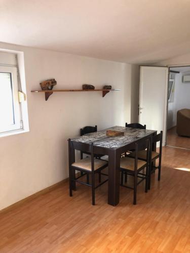 Galería fotográfica de View Apartman en Bar