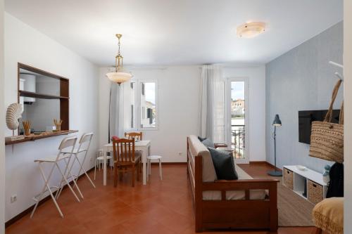 Apartamento Ilha Dourada by An Island Apart