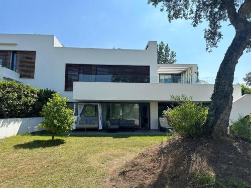Luxury Golf Villa in Camiral Resort Area near Girona