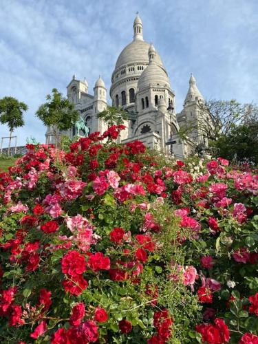 Montmartre joli 2 pièces au pied du Sacré Coeur