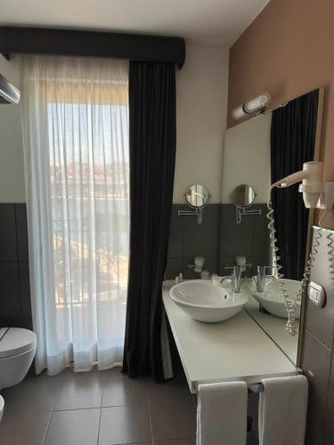 Galeriebild der Unterkunft Albergo Del Sole in Taranto