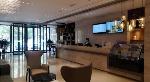 Gallery image of City Comfort Inn Baoding Baobai Shopping Plaza in Baoding