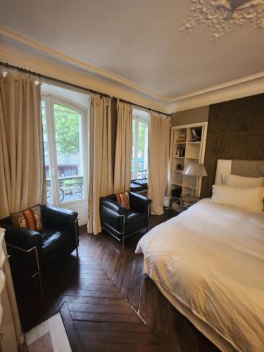 Pic de Nôtre Dame, Charming Suites Paris