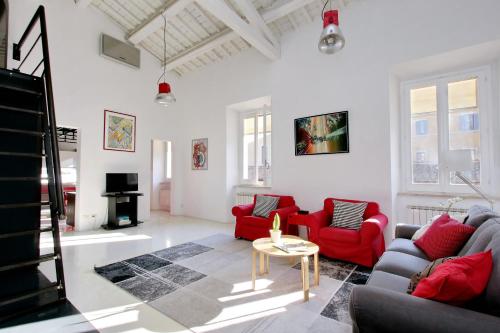 Trastevere Design Loft - My Extra Home