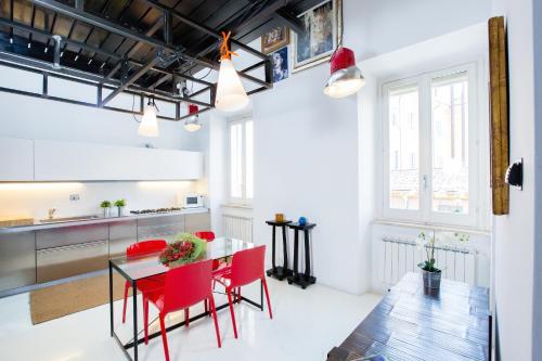 Trastevere Design Loft - My Extra Home