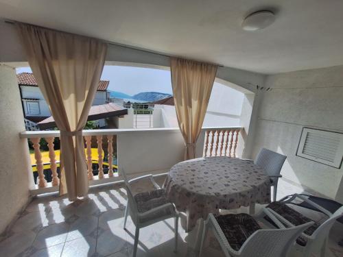 Příroda nedaleko apartmánu