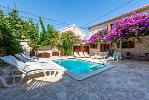 Studios Villa Romantica