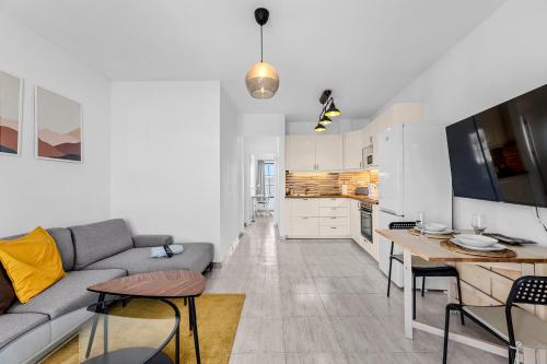 Home2Book Bright Apartment PlayaBlanca, Terrace
