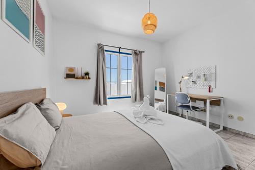 Home2Book Bright Apartment PlayaBlanca, Terrace