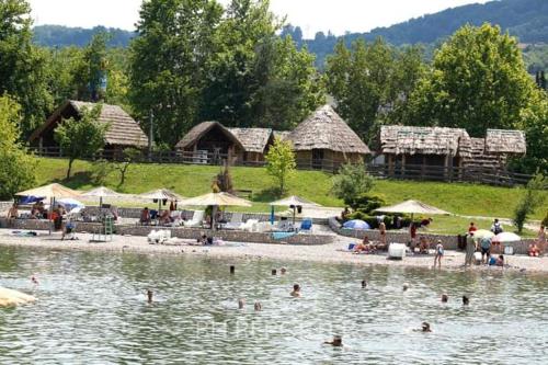 Naturlandskabet i nærheden af lejligheden