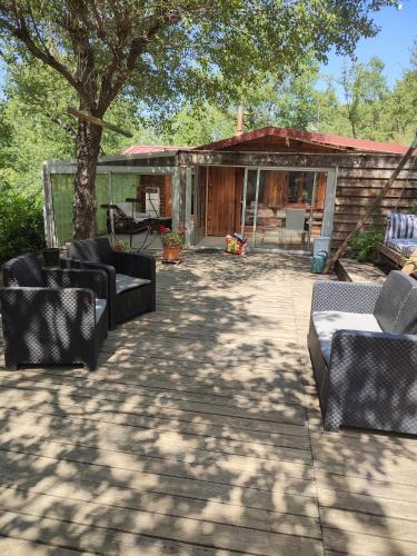 Zahrada ubytování Chalet en bois dans la forêt