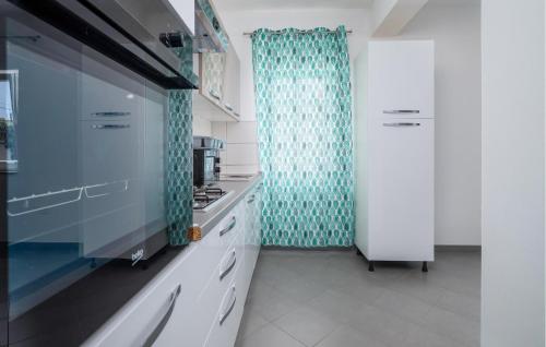 Gorgeous Home In Medulin