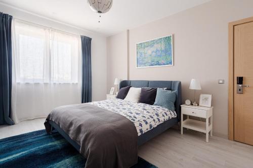 Foto Deluxe Apartments & Studio With Many Facilities