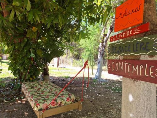 Taman di luar Pousada Divino Toca