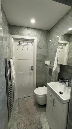 Koupelna v ubytování Spacious Double Room in Greater London