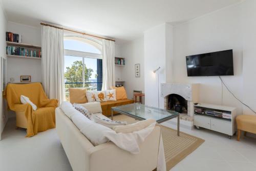 TAC - Windmill OceanFront Villa