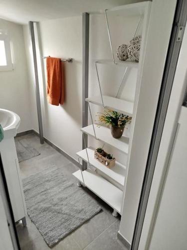 SELO APARTMENTS