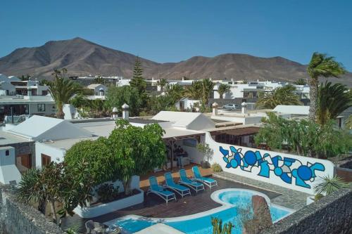 Casa Petra Peaceful & Private, Sea Views, Pool & BBQ