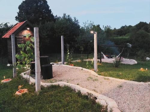 En have udenfor Lone Coyote