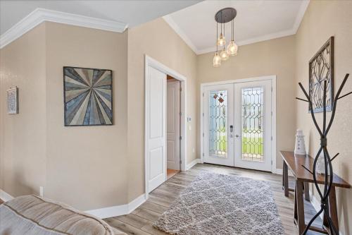 Ảnh trong thư viện ảnh của 831 East 5th ở Englewood