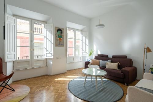 Parking Free, Granada Vintage Haven