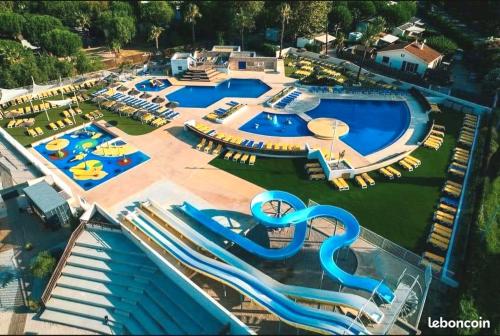 Mobil home 6-8 places en Camping 4etoiles Saint Cyprien