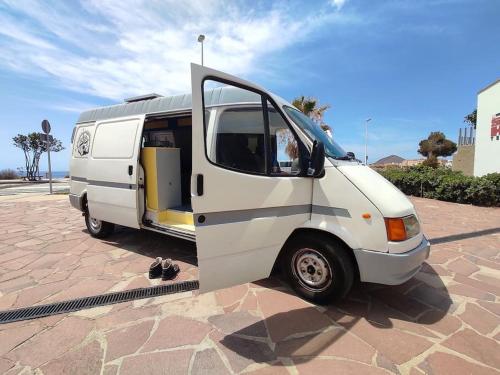 Slow-Life Campervan, Küche, Dusche, Queen-Size Bett, Solar