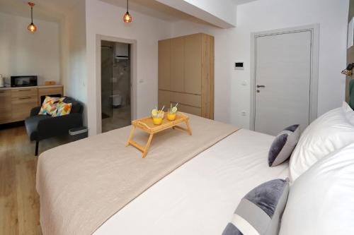 Apartments Royal Holiday