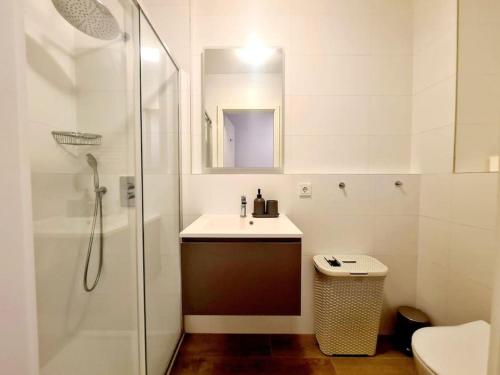 Koupelna v ubytování Luxury one bedroom with free parking