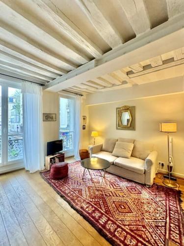 Beautiful flat in Saint-Germain