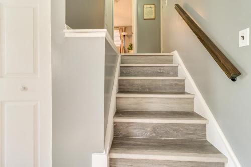 Φωτογραφία από το άλμπουμ του Westland Family Home with Deck and Fenced Yard σε Westland