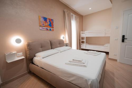 Nazzarooms