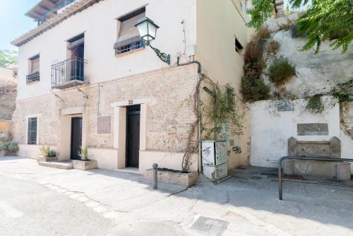 TrendyHomes Alhambra Cueva