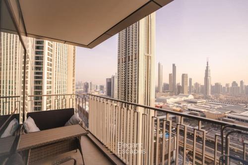 Gallery image of Elegant 2 BR Apt, amazing Fountains and Burj Views in Dubai