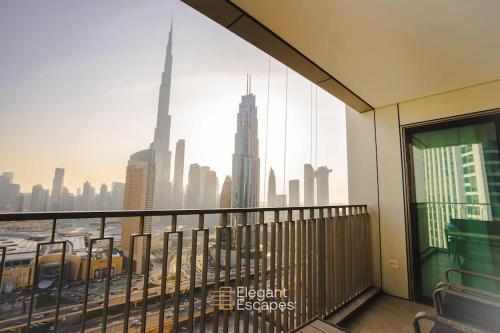 Gallery image of Elegant 2 BR Apt, amazing Fountains and Burj Views in Dubai
