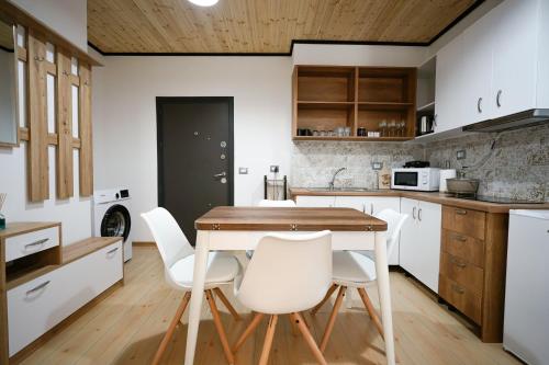 Una cocina o zona de cocina en Ora Apartments