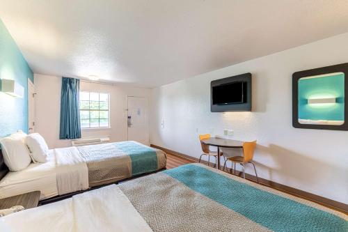 Postel nebo postele na pokoji v ubytování Motel 6-Georgetown, TX