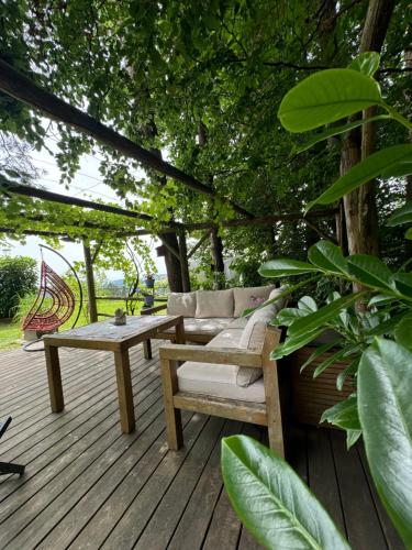 Vonkajšia záhrada v ubytovaní Ferienwohnung im Thermenland